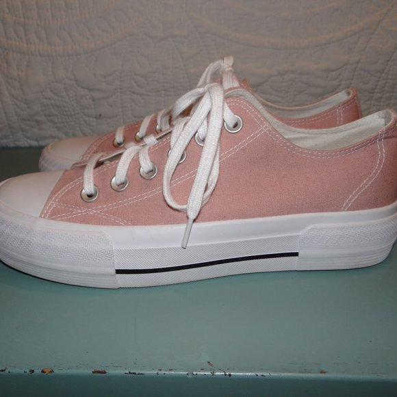 No Boundaries size 9 - Picture 3 of 7